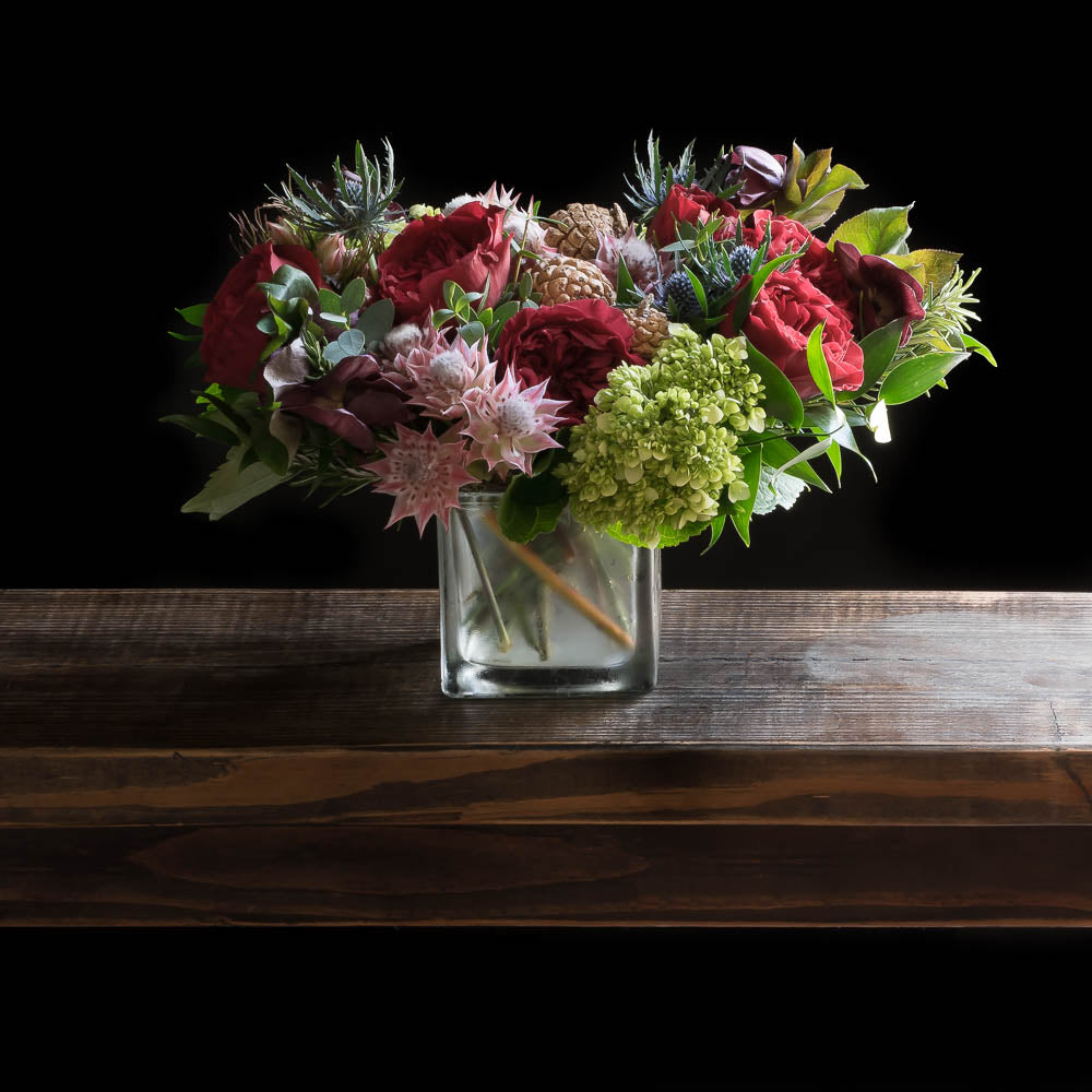 Holidays, Christmas red Jardin floral design arrangement